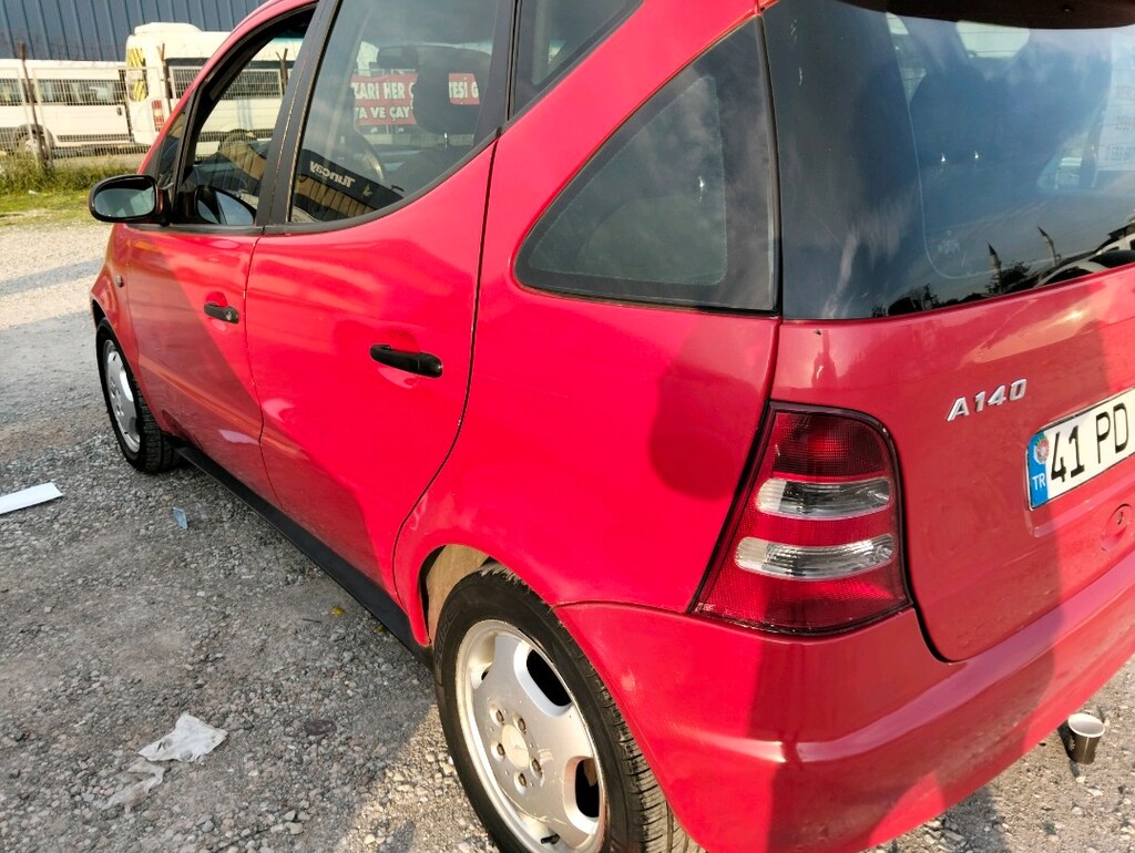 Mercedes a140 1999 model - 4
