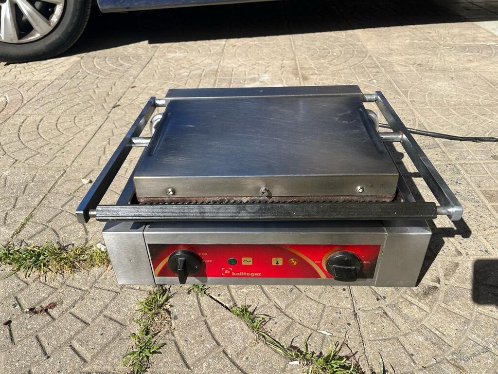 KALİTEGAZ TAM PROFESYONEL SANAYİ TİPİ TOST MAKİNESİ - 4