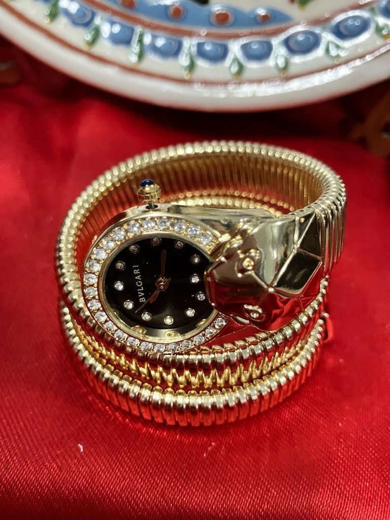 Bvlgari siyah Kadranlı Altın Tonlu yılan kordon kadın saati - 2