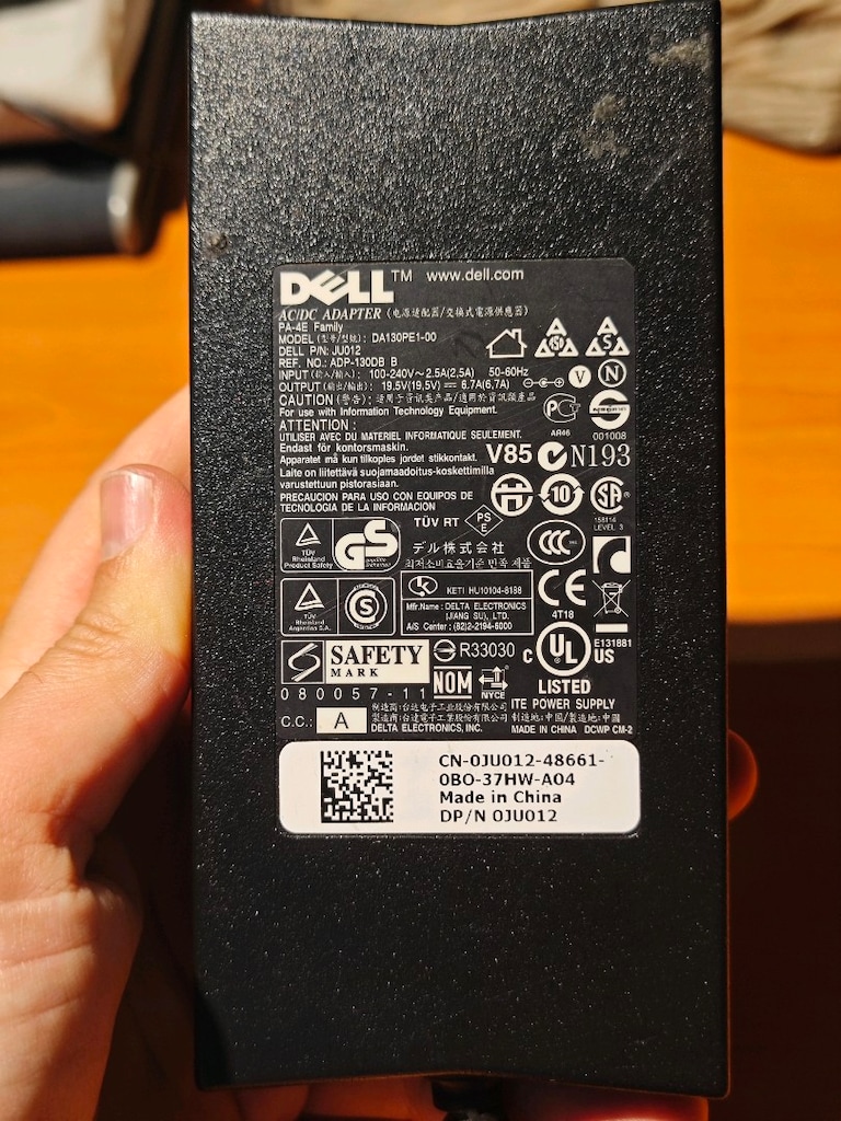 Dell Adaptörler 180W 130W AD90195 , LA180PM , LA130PM , HA65NS , DA130 - 3