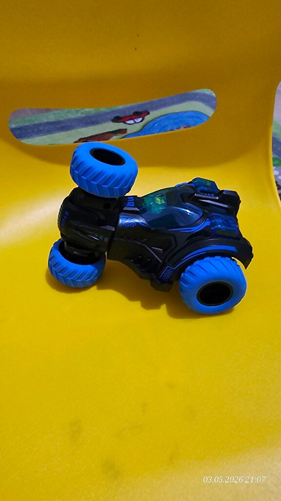 Monster Trucks - 4