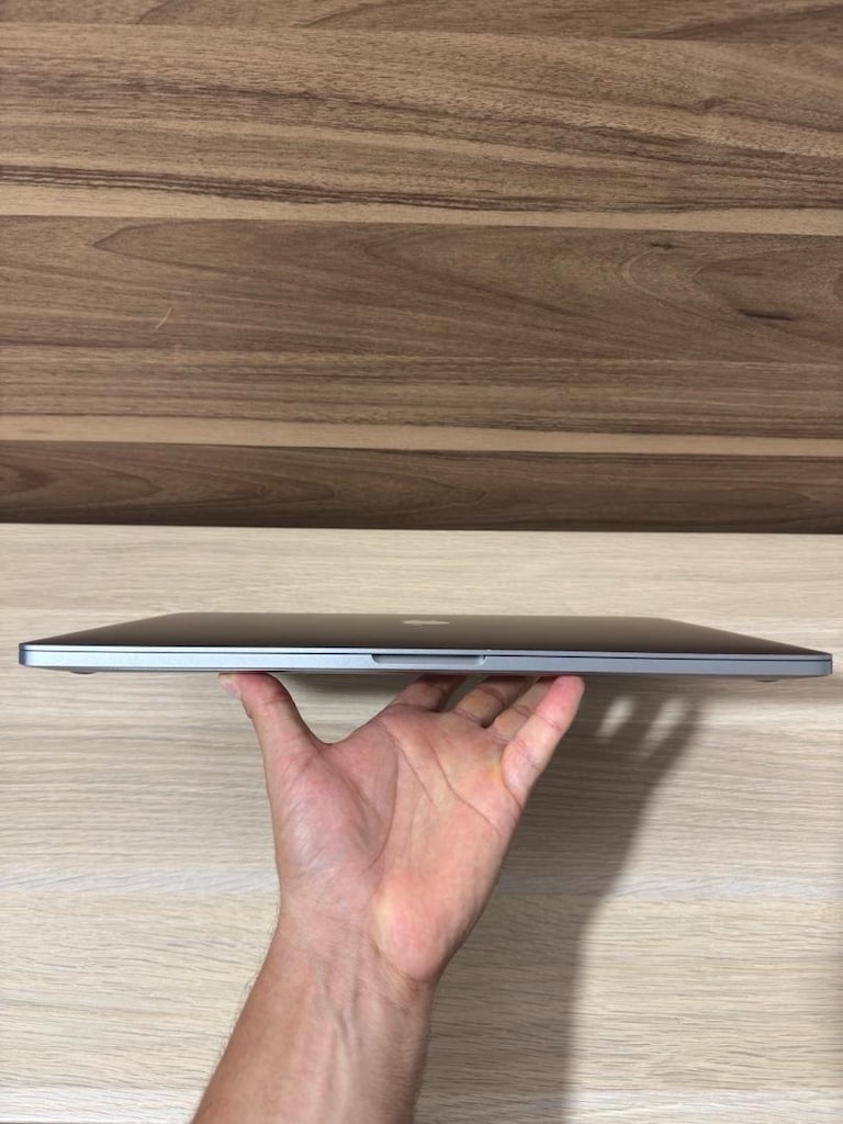 MacBook Pro / i9 / 16 inç / 16 GB Ram / 1 TB Ssd - 5