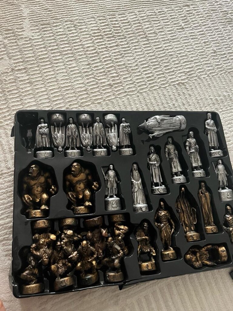 Osmanlı Tarihi döküm Orjinal santranç takımı - 4