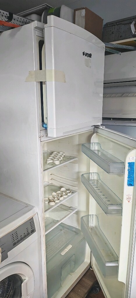 Buzdolabı ve çamaşır makınası - 4