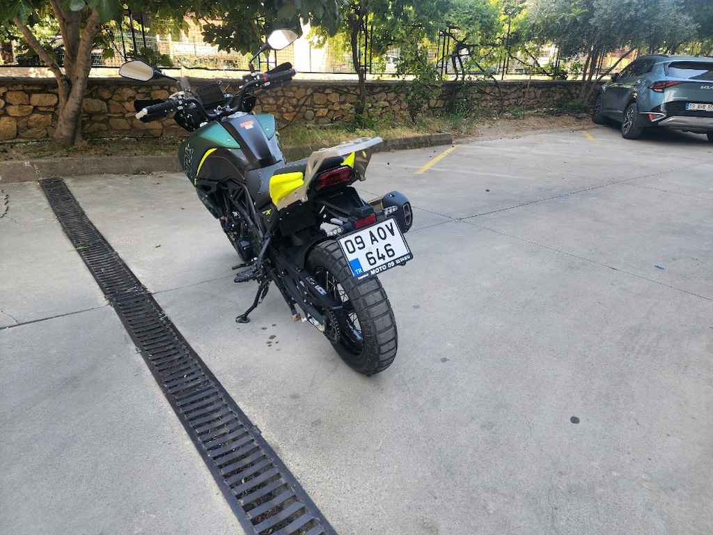 Temiz Benelli Trk 702X - 7