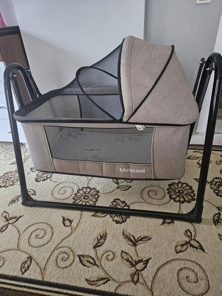 Portatif Bebek Sallanır Beşik - 3