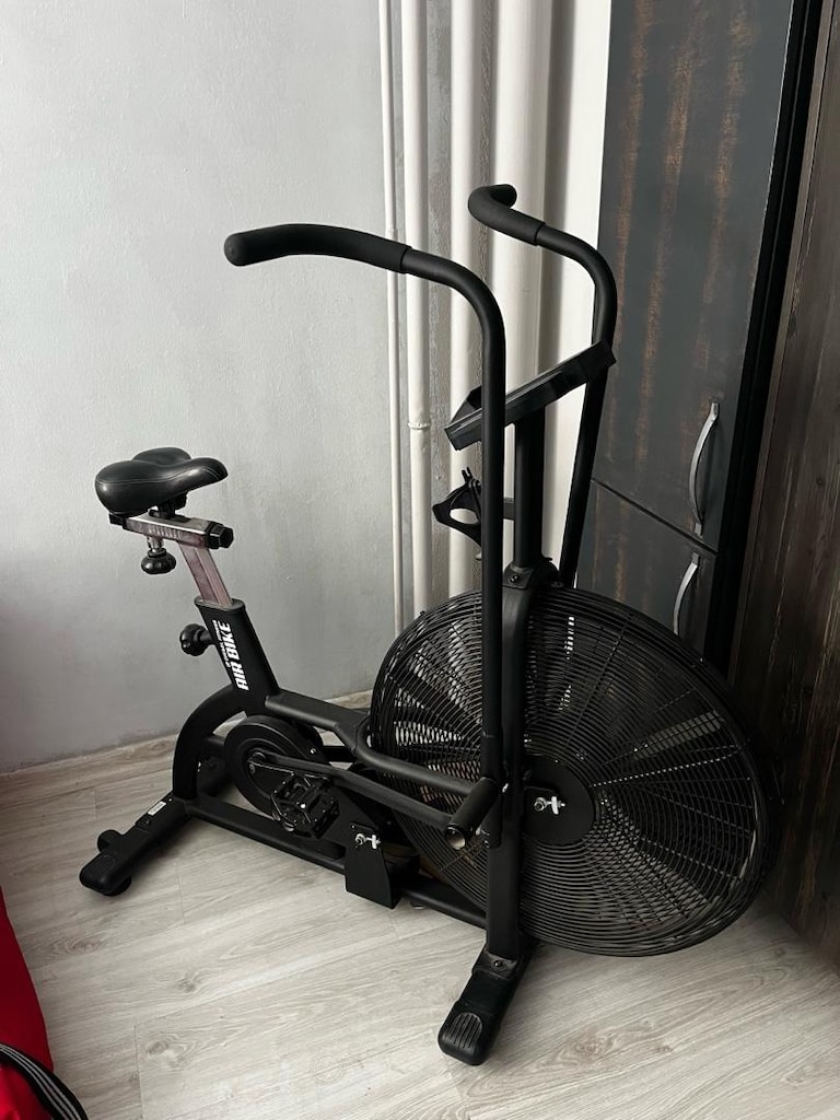 Assault profesyonel Airbike abk 825