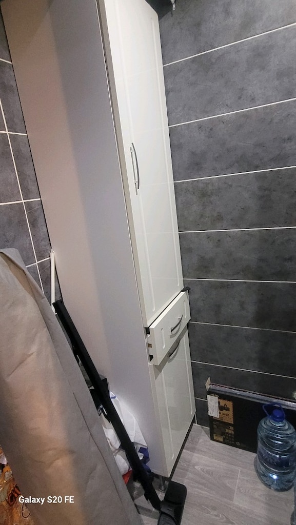1 TANE Banyo dolabı kirli sepetli 2 âdet çok amaçlı dolap lake boyali - 4