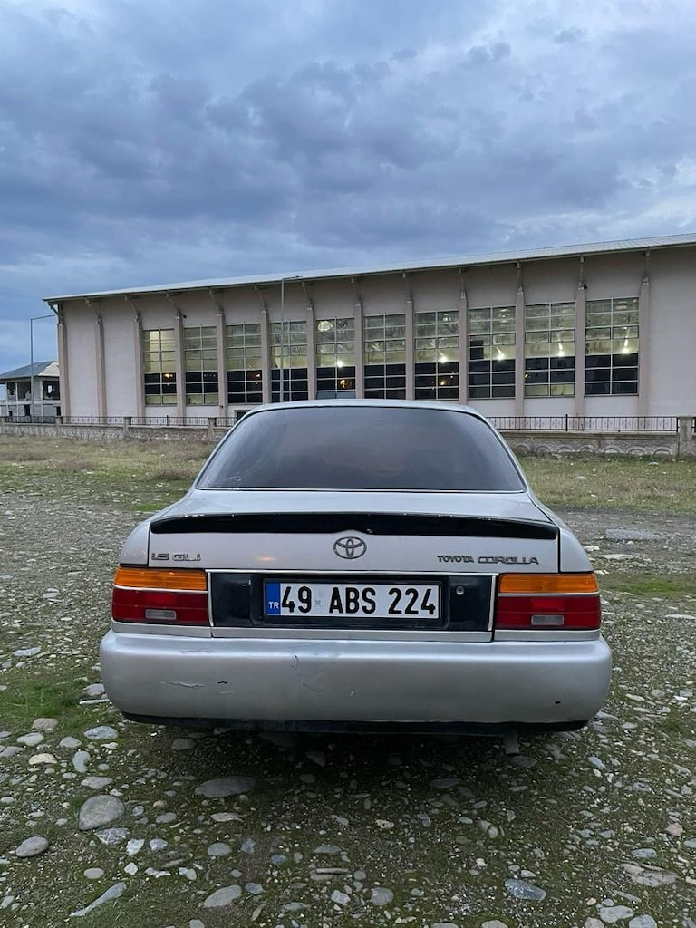 Toyota Corolla 1997 1.6 GLİ Efsane Kasa - 8