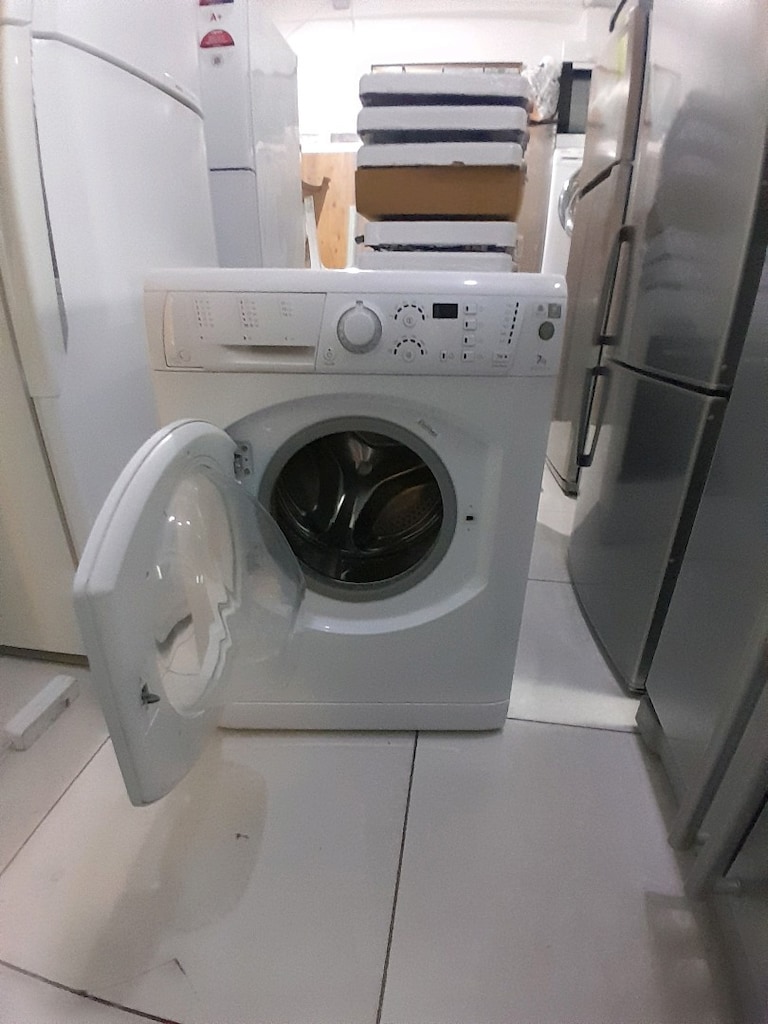 Temiz sağlam çalışır durumda hotpoint ariston 7 kiloluk çamaşır makine - 6