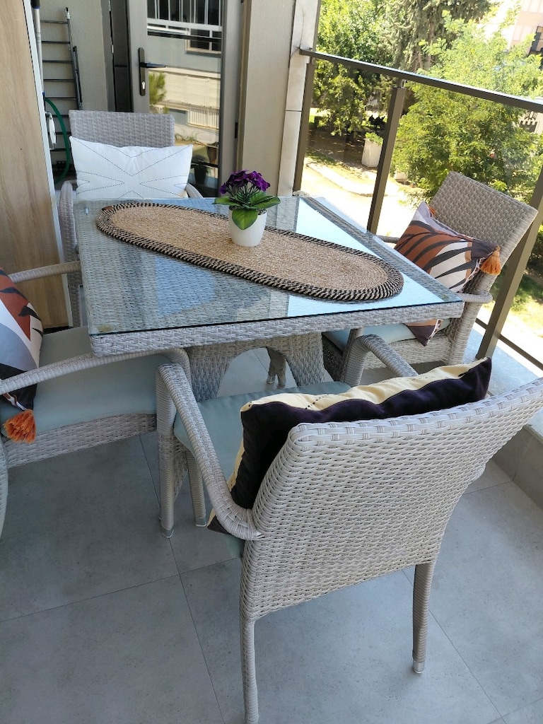 Gerçek raftan balkon masa sandalye takımı - 2