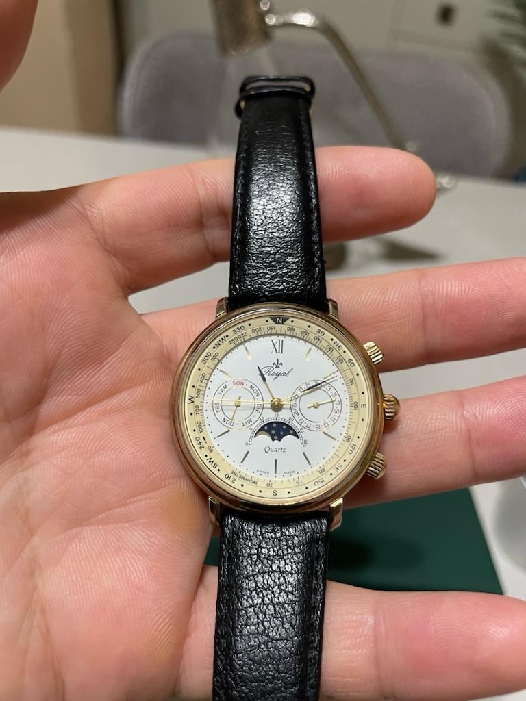 Royal Swiss Tachymetre Datograph Mondpha - 2