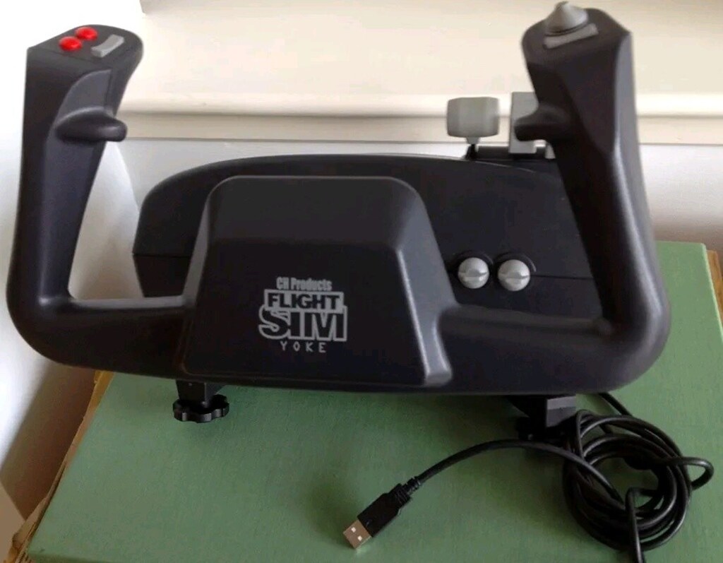 CH Products Flight Sim Yoke Le Joystick - 2