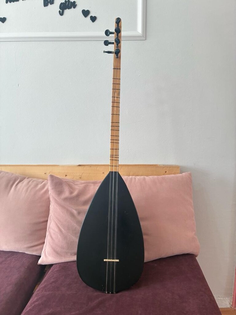 Kısa Sap Siyah Bağlama - 4