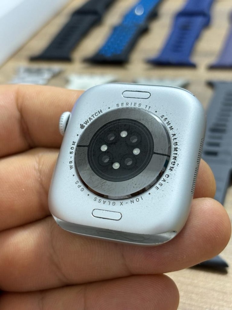 Apple Watch Series 11 Gprs 46 mm Silver - 10