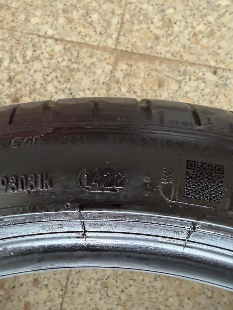 245-40-19 255-40-19 PIRELLI RFT LASTİK - 2