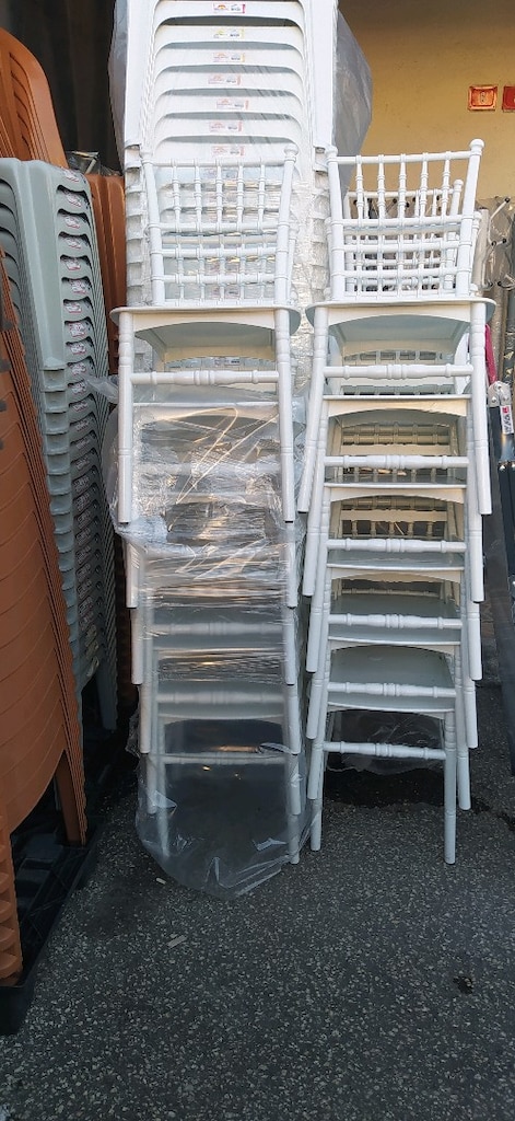 PLASTİK SANDALYE - 2