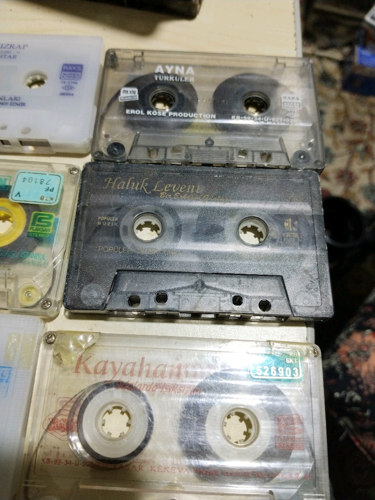 ÇEŞİTLİ SANATÇILARDAN ÇEŞİTLİ TEYP KASETLERİ SAĞLAM KUTULARİ YOK - 2