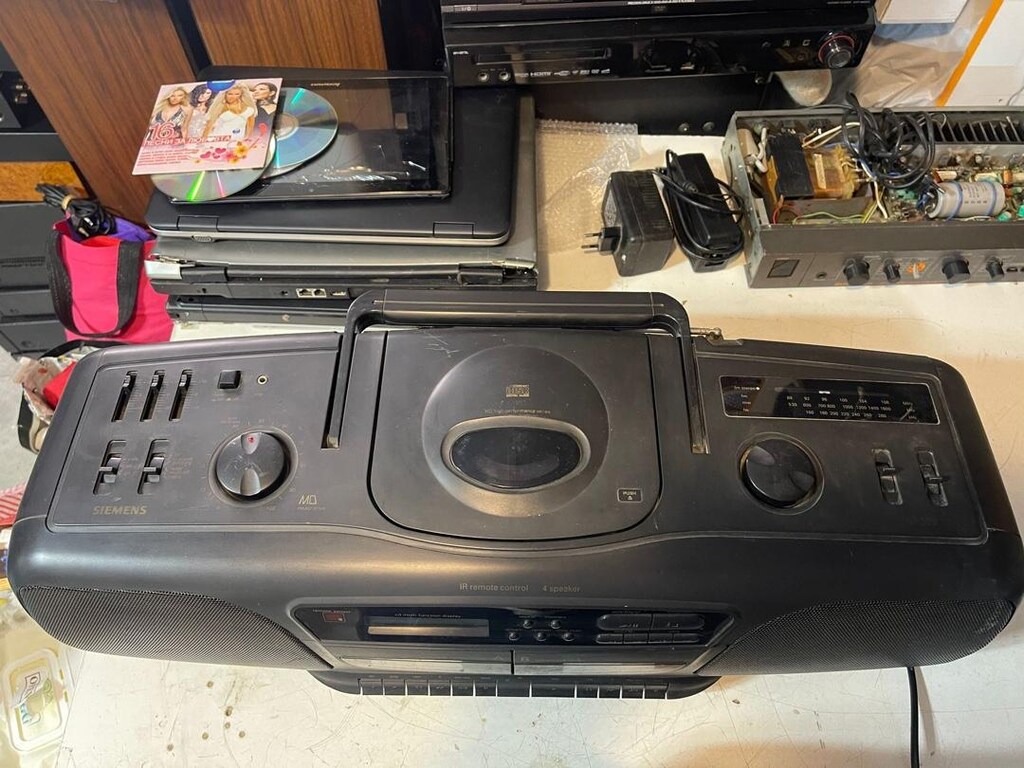 Siemens RD-120R4 Portatif Radyo Kaset ve CD Çalar - 4