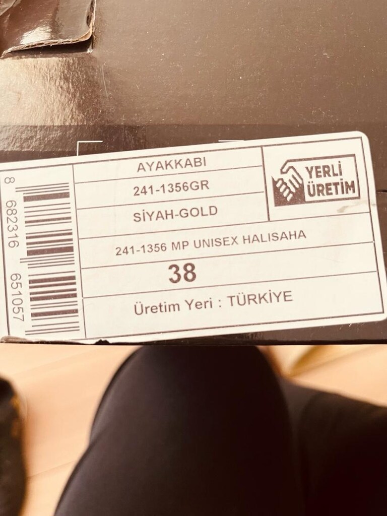 M.P marka halı saha ayakkabısı - 2