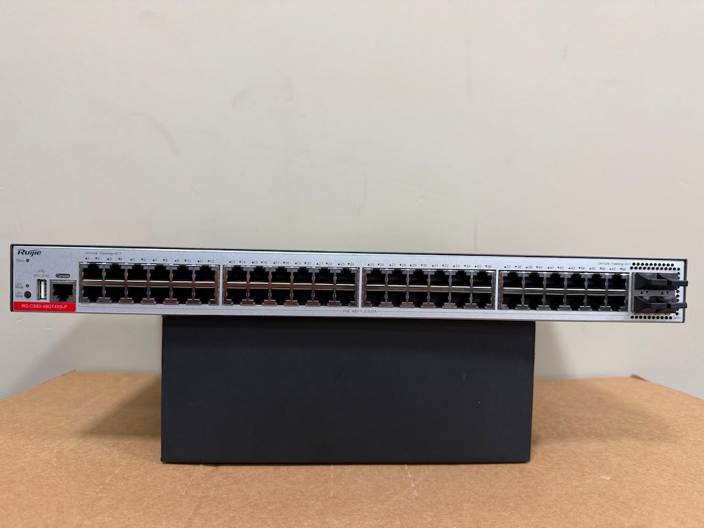 Ruijie RG-CS83-48GT4XS-P Yönetilebilir Switch - 3