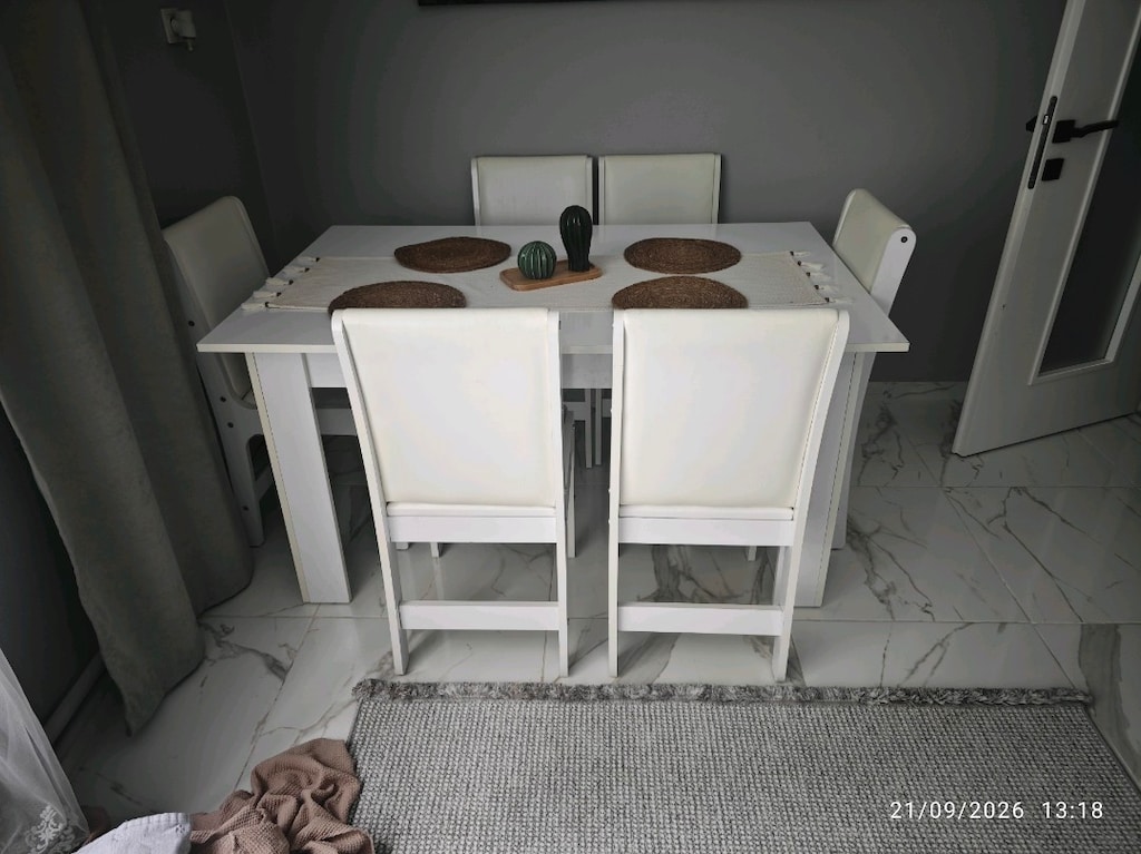 Yemek masası+6 sandalye - 2
