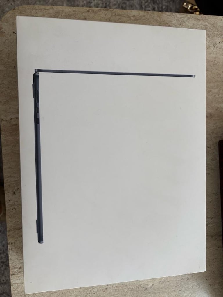 Apple MacBook Air M2 15,3” Gece Mavisi - 4