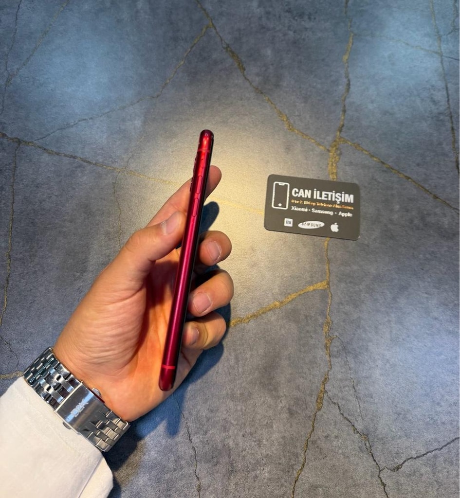 İPHONE 11 64 GB - 4