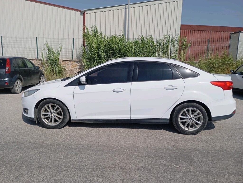 FORD FOCUS OTOMATİK 2016 - 3