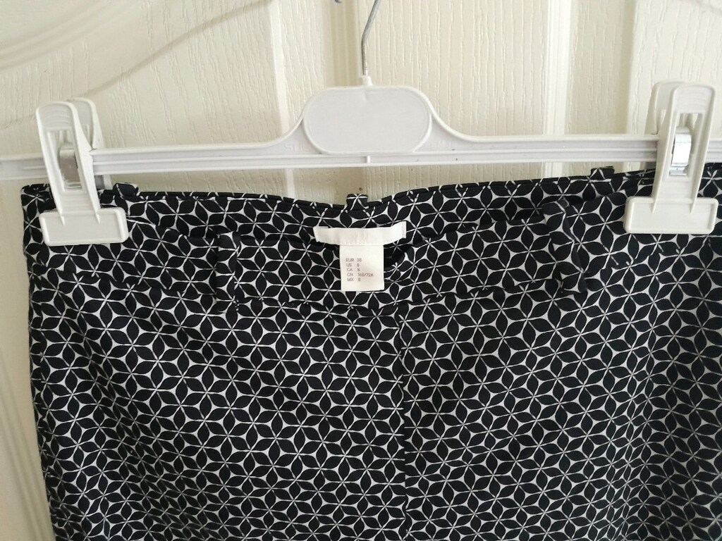 Az kullanilmis, H&M,38,siyah desenli,likrali bayan kumas pantolon - 2