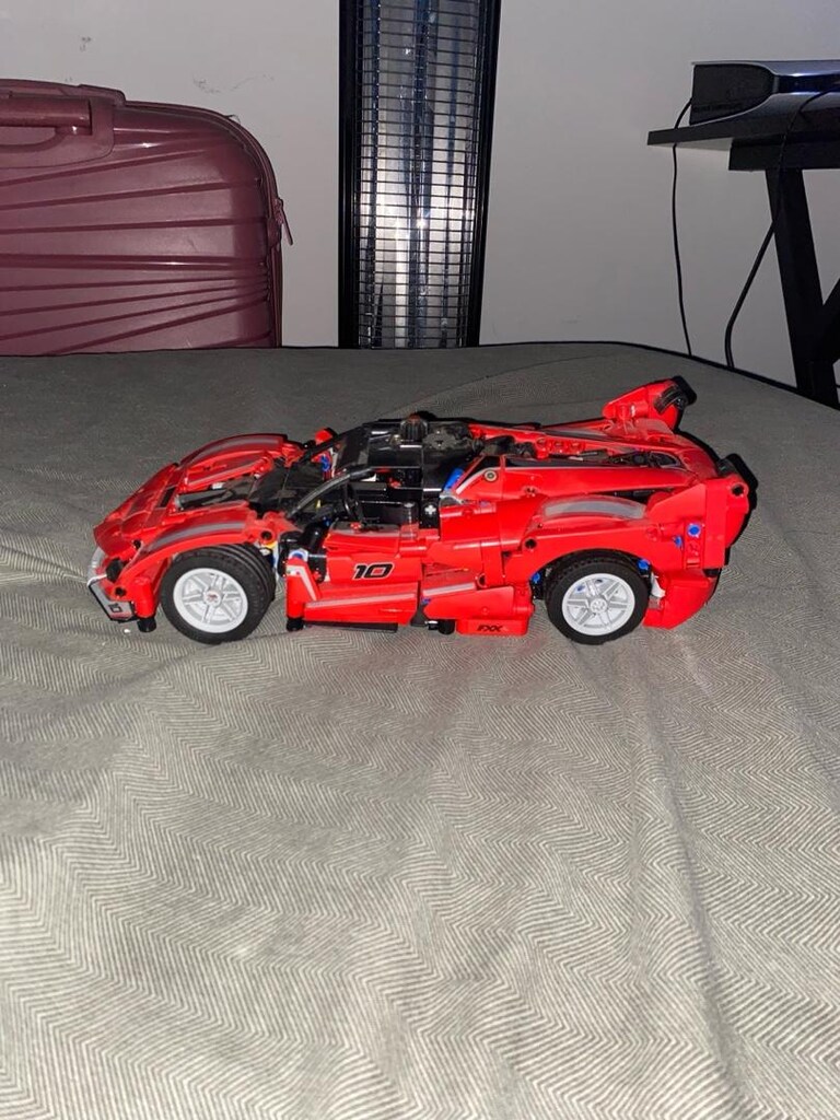LEGO FERRARİ TECHNİC 42212 - 3