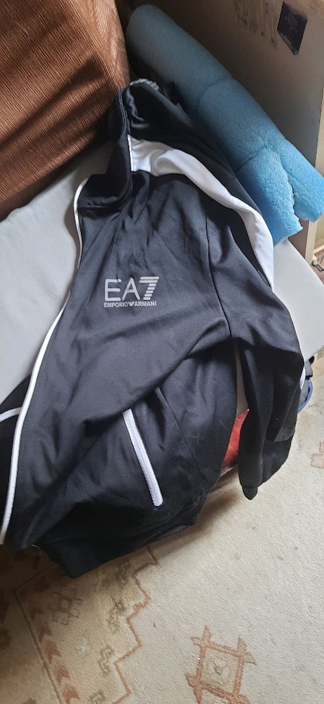 EA7 XXL ÇOK KALİTELİ EŞOFMAN ÜSTÜ