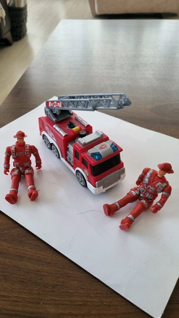 15 cm Dickie Toys oyuncak İtfaiye Aracı ( Kargo yapmıyorum) - 2