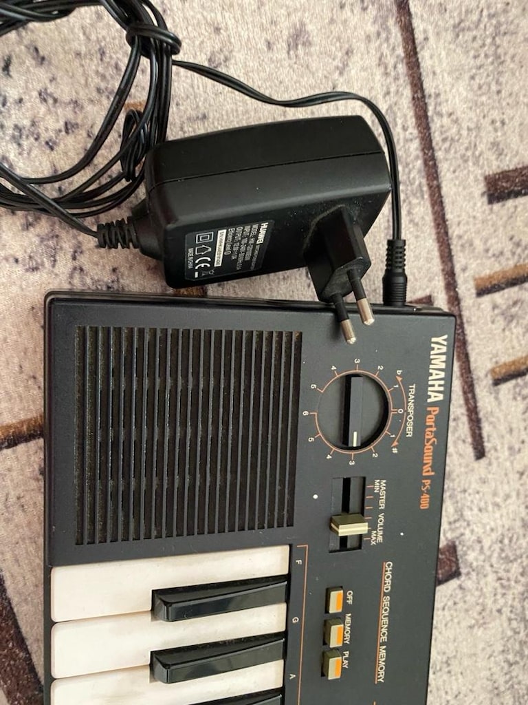 Yamaha PortaSaund - 5