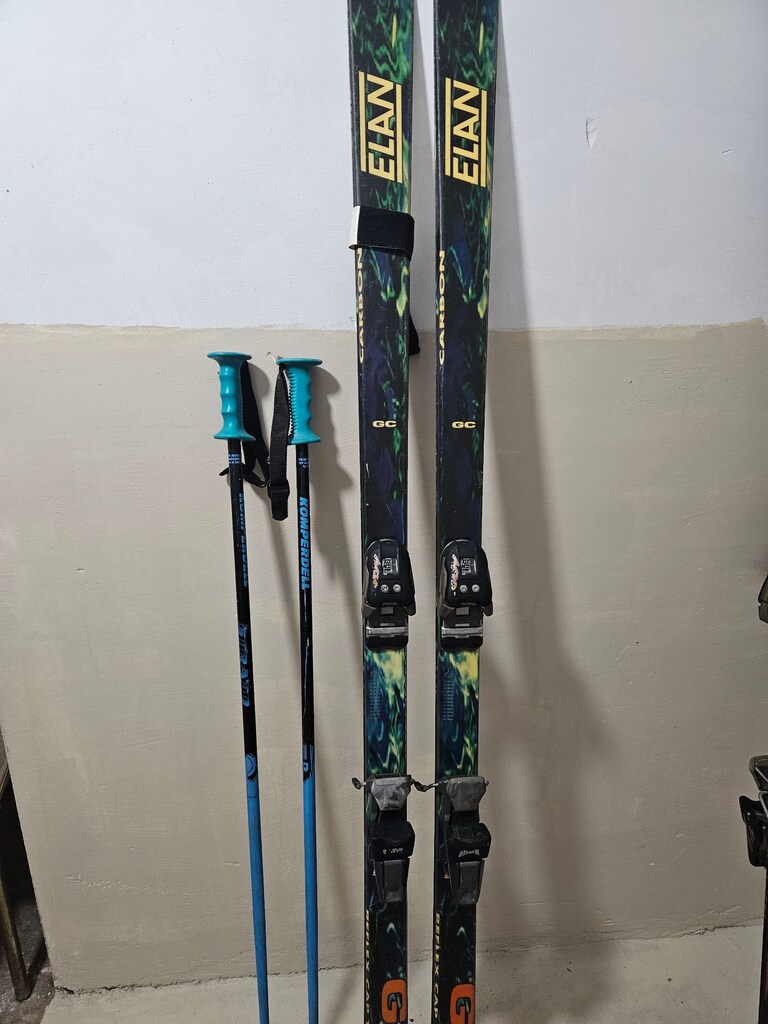 Elan M26 Kayak Takımı. Slovenya üretimi. Batonlarıyla birlikte. - 4