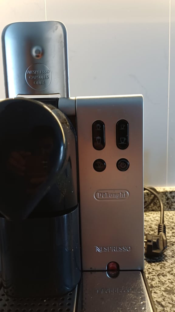 Delonghi Nespresso Süt Köpürtücülü Kapsül Kahve Makinesi - 5