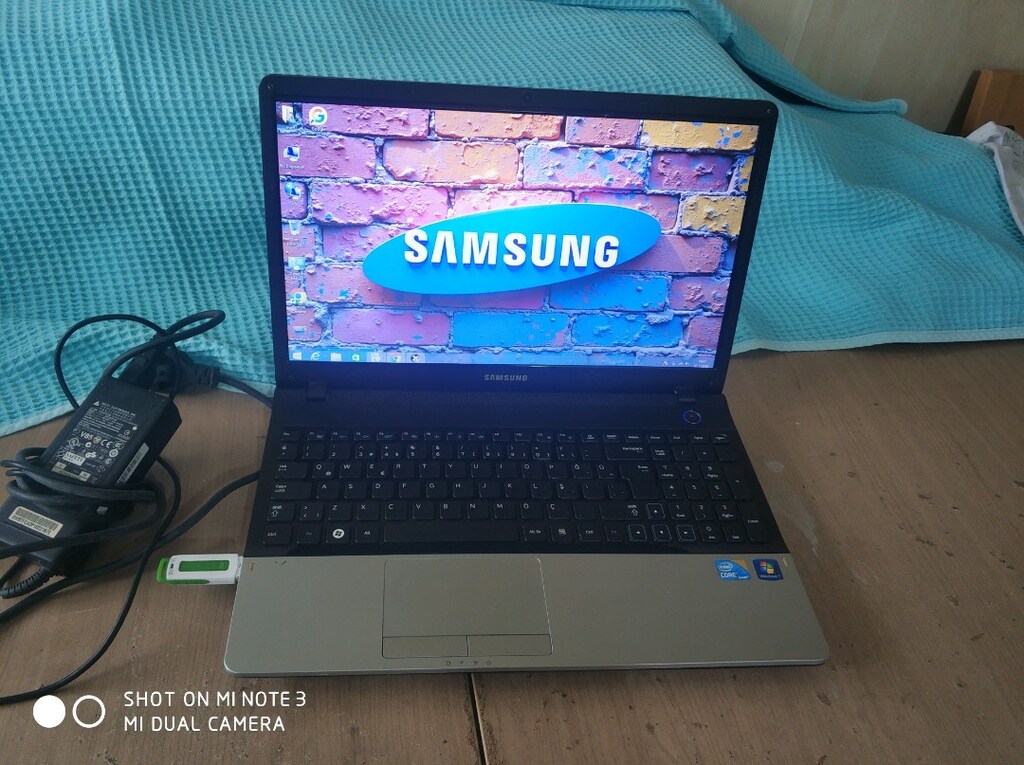 Samsung i5 2 nesil 6 GB rem batarya sağlam temiz laptop - 5