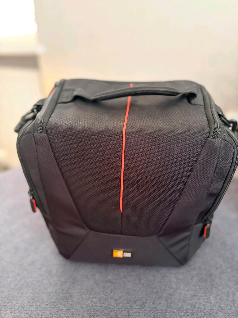 case logic marka fotoğraf makinesi çantası - 8