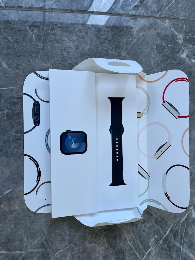 Apple Watch Series 9 45mm | %99 Pil | 4 Kordon + Ekran Koruyucu - 4
