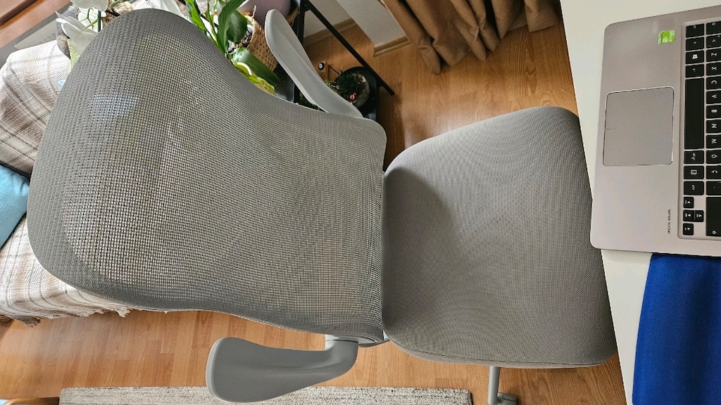 ikea çalışma masasi ve adore marka calisma koltugu - 2