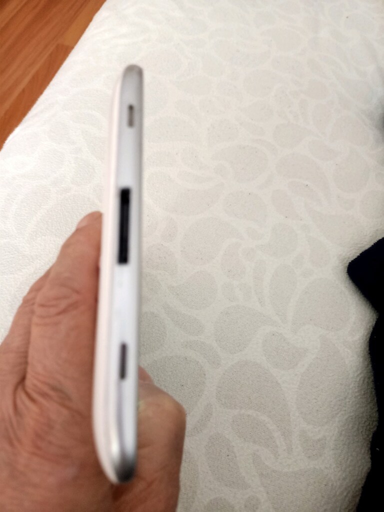 Samsung GT-P3110 Açıklama var - 5