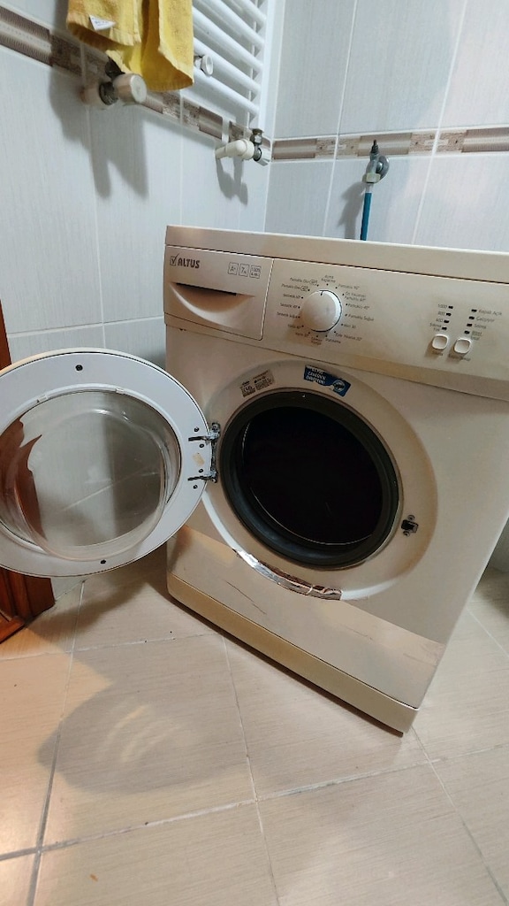 Evi boşaltıyorum gelen alır(toplu halde satılık) - 8