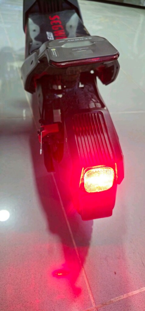 Segway ZT3 Pro Arazi & Şehir Elektrikli Scooter - Çift Süspansiyonlu / - 3