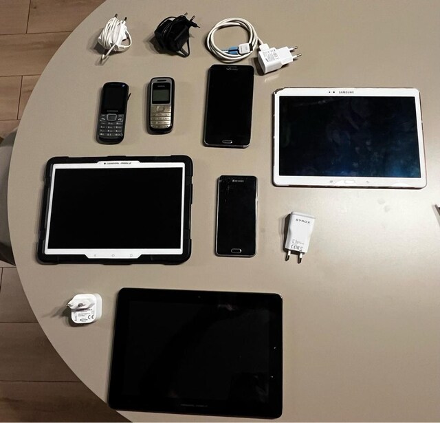 Samsung Telefonlar + Nokia + 3 Tablet (Samsung,GM) Toplu Satılık