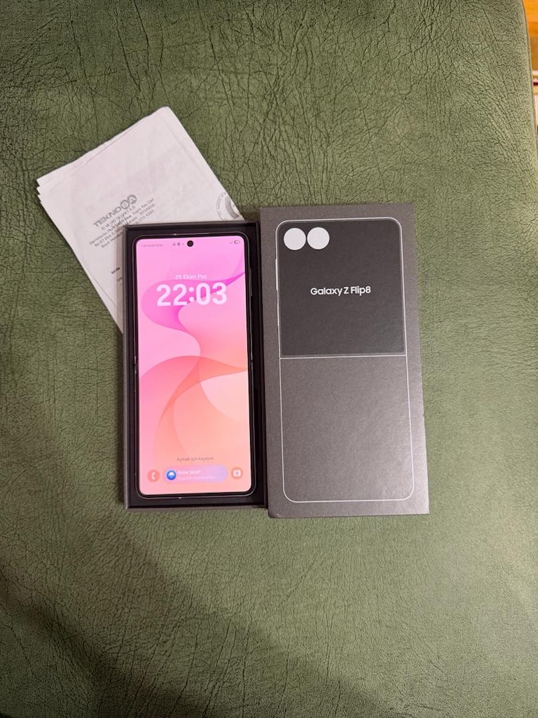 samsung Z filp 8 12/256 (24 ay garantili 1 haftalık) - 2