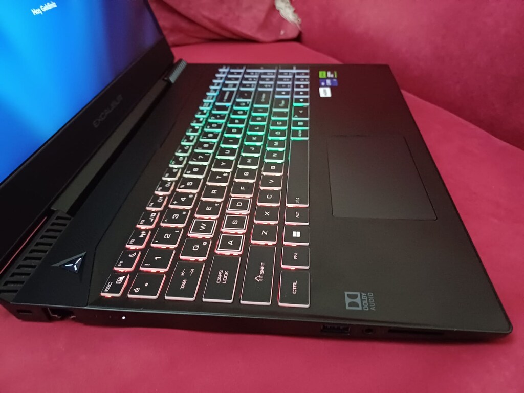 CASPER EXCALİBUR 3050 OYUN & MÜHENDİSLİK LAPTOP - 2
