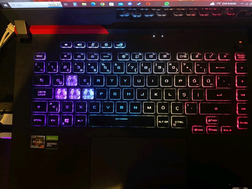 Asus rog strix oyun laptop - 7