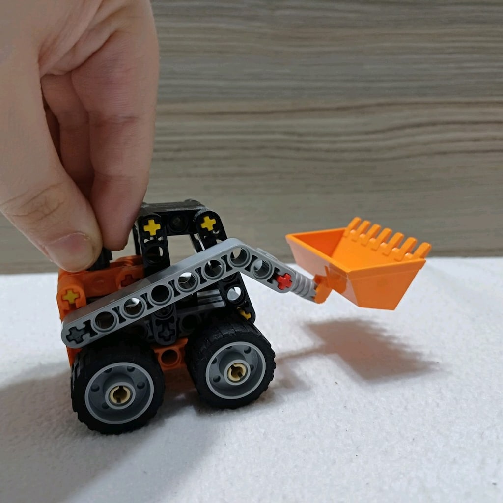 LEGO Technic 30710 Mini Kepçe / Yükleyici Seti (Orijinal & Kitapçıklı) - 10