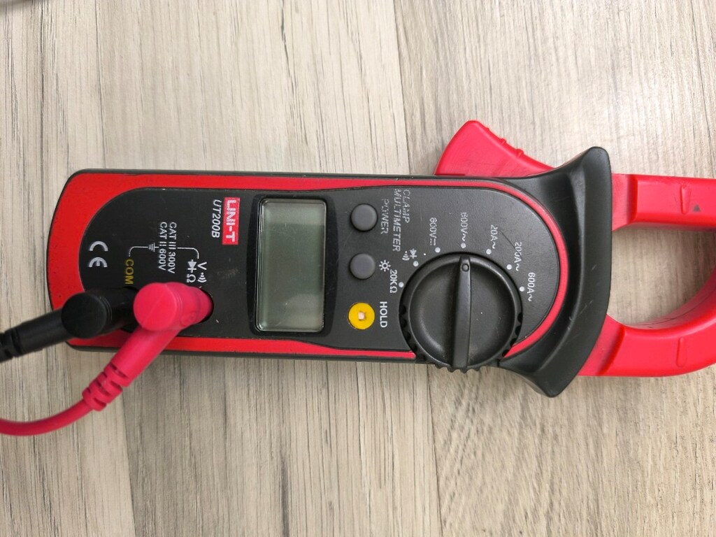 UNI-T ut200b - 3