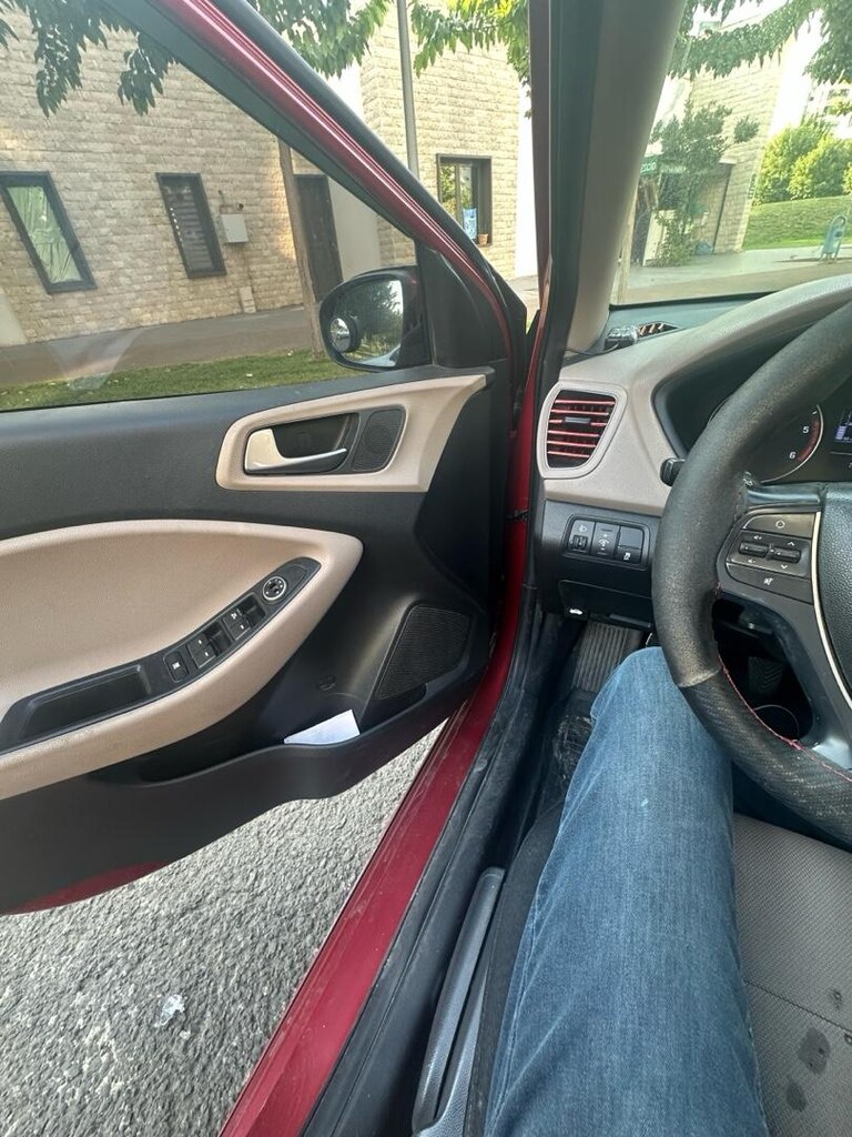 i20 - 8